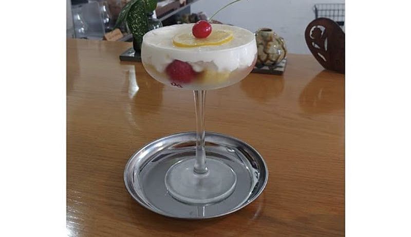 カフェ マメムギのレモングラスケーキの写真です。